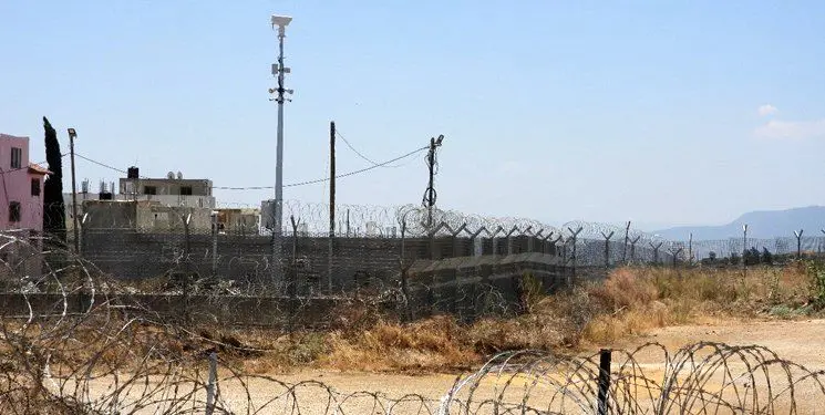 اسرائیل در مرز با لبنان دوربین‌های جاسوسی نصب می‌کند
