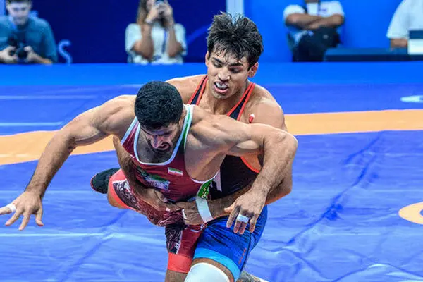 شگفتی در کشتی آمریکا؛ شکست زاهد والنسیا مقابل یک رقیب گمنام