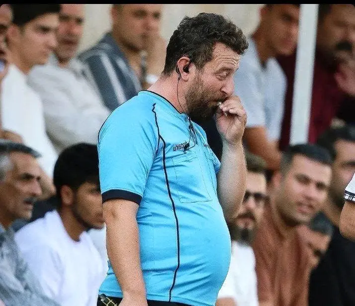 سيگار،داوري،ميكنم،داور،زمين،دست،خدايي،محلات،تبريز،مصاحبه،عكس ...
