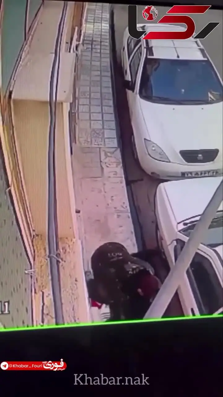 ببینید| ویدیو وایرال شده از سرقت موبایل از کودکی در روز روشن