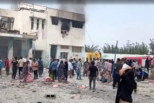 استاندار هرمزگان: در هر شهر یک میدان به نام دانش‌آموزان شهید میناب نامگذاری می‌شود