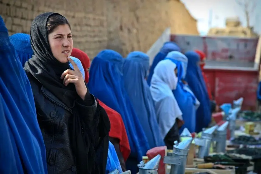 بعد از ممنوعیت تحصیل، طالبان کارکردن زنان افغان را هم ممنوع کرد