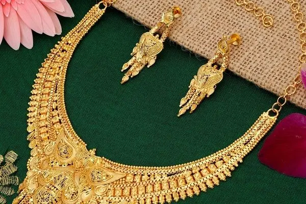 قیمت طلا امروز سه‌شنبه ۱۶ اردیبهشت ۱۴۰۴؛ طلای ۱۸ عیار ریزشی شد