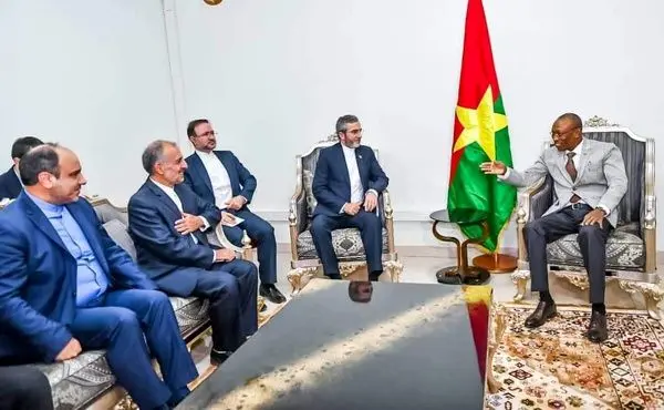 باقری با نخست‌وزیر بورکینافاسو دیدار کرد
