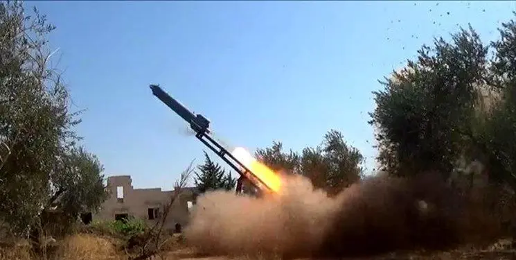پایگاه ائتلاف آمریکایی در سوریه هدف حمله راکتی قرار گرفت