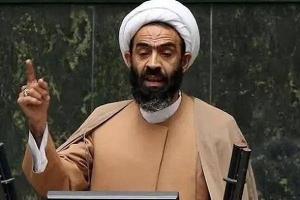 رفتار ناپسند یک نماینده با خبرنگاران زن در مجلس!/ آغاز تذکر حجاب به خبرنگاران در مجلس!