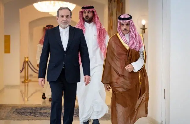 عراقچی وزیر خارجه عربستان را از پیشرفت‌های مذاکرات ایران و آمریکا آگاه کرد