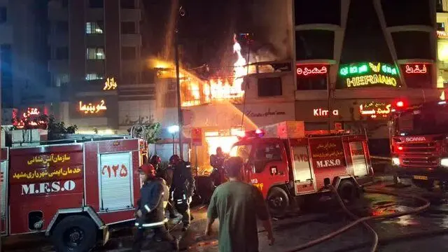 مهار،عمليات،مشهد،آتش،محل،حريق،عملياتي،تجاري