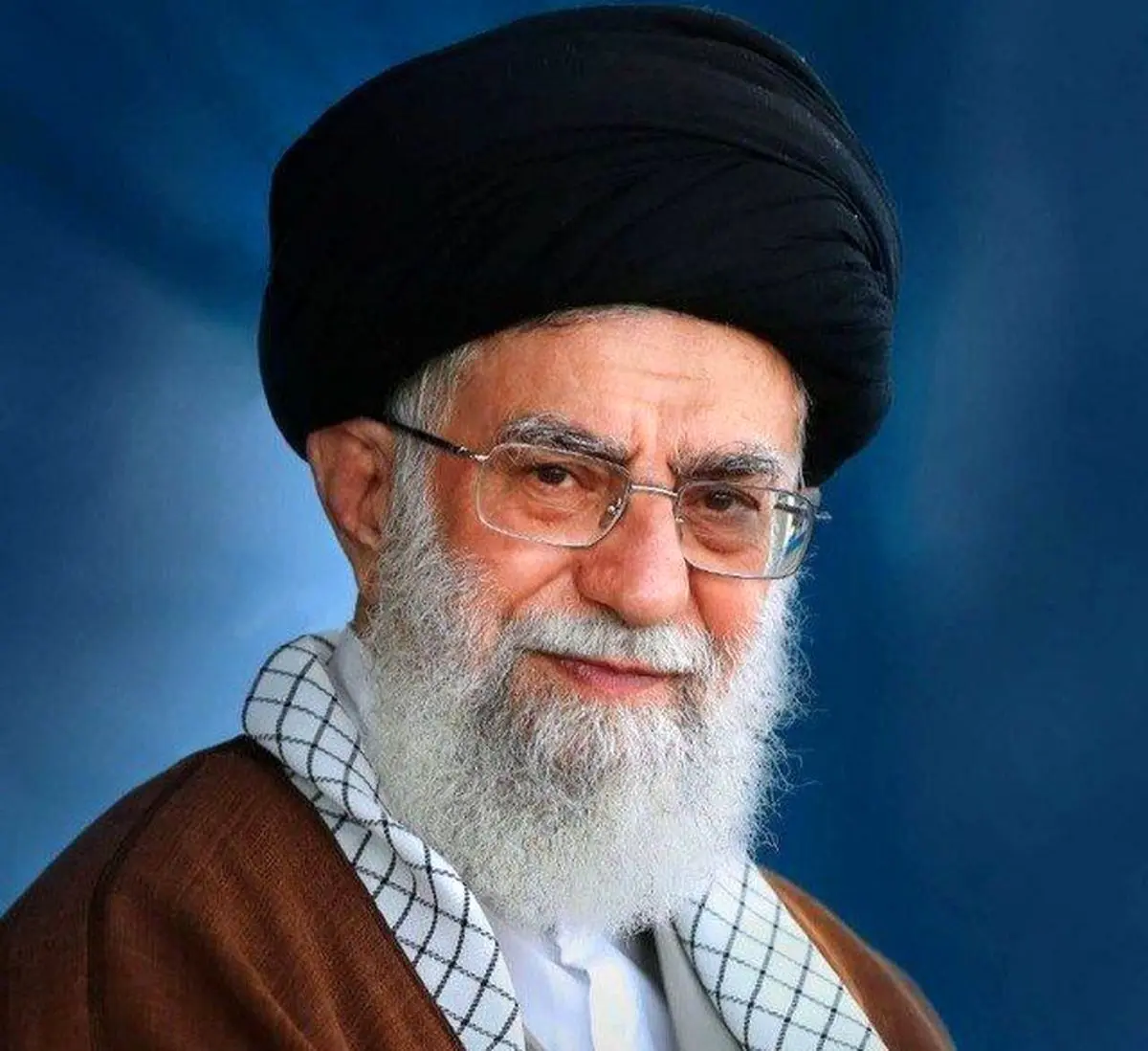 پیام رهبر انقلاب درپی حادثه دردناک اسکله شهید رجایی: مسئولان امنیتی و قضائی هرگونه سهل‌انگاری یا تعمّد را کشف و بر طبق مقررات پیگیری کنند