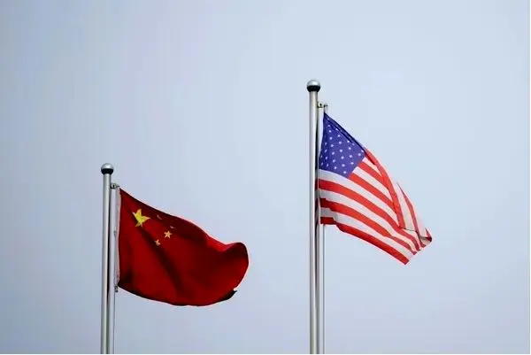 چین تلاش می‌کند بتواند از اولین حمله آمریکا جان سالم به در ببرد