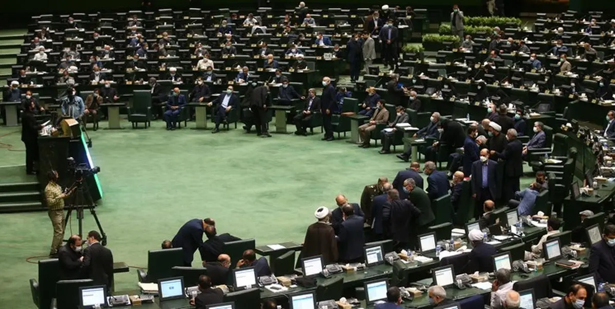 مجلس انقلابی با رسیدگی به لایحه حجاب طبق اصل 85 موافقت کرد