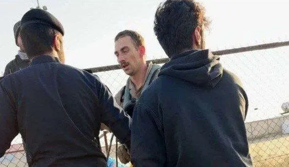 سقوط جنگنده آمریکا در غرب کویت/ سفارت آمریکا هدف قرار گرفت