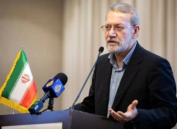 علی لاریجانی: هدف اصلی دشمن از حمله، نه " حکومت" بلکه " ایران" بود/ کردها با روحیه کاسب‌مآبانه آمریکایی‌ها آشنا هستند/ آمریکایی‌ها امروز مستاصل هستند