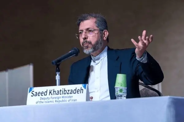 خطیب‌زاده: روابط ایران و چین مبتنی بر انتخاب است نه از روی اجبار؛ جهان در حال گذار است که نمی‌دانیم به کدام سمت خواهد رفت، ولی آنچه را که از آن مطمئن هستیم تداوم یک اصل است و آن اصل دوستی ایران و چین است 