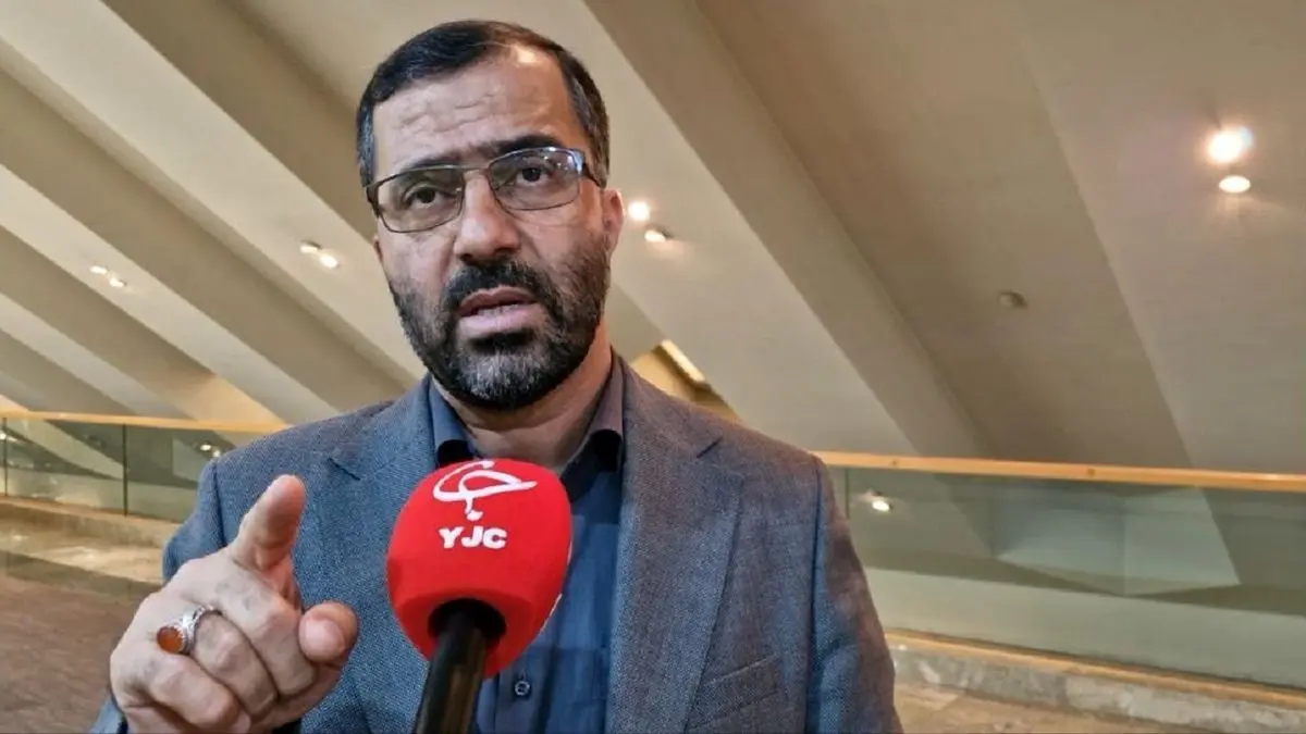 سخنگوی هیئت‌رئیسه مجلس: خروج از NPT و ساخت بمب اتم در هماهنگی با سایر ارکان نظام بررسی می‌شود