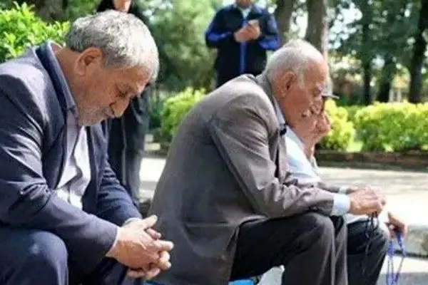 مدیرعامل صندوق بازنشستگی کشوری: نیمی از مطالبات معلمان بازنشسته ۱۴۰۰ پرداخت شد