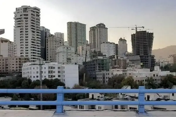 رئیس اتحادیه مشاوران املاک: قیمت هر متر خانه در شمال تهران بین ۳۰ تا ۵۰ میلیون تومان کاهش یافته