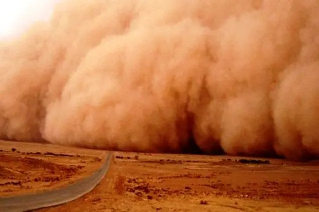 توفان گرد و غبار عراق را درنوردید