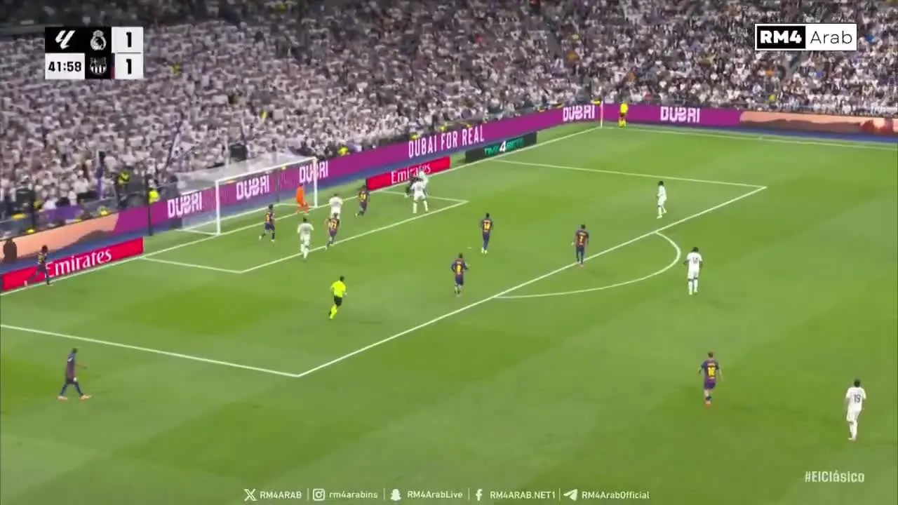ببینید| گل دوم رئال‌مادرید توسط بلینگام در دقیقه 43؛ رئال2 بارسلونا 1