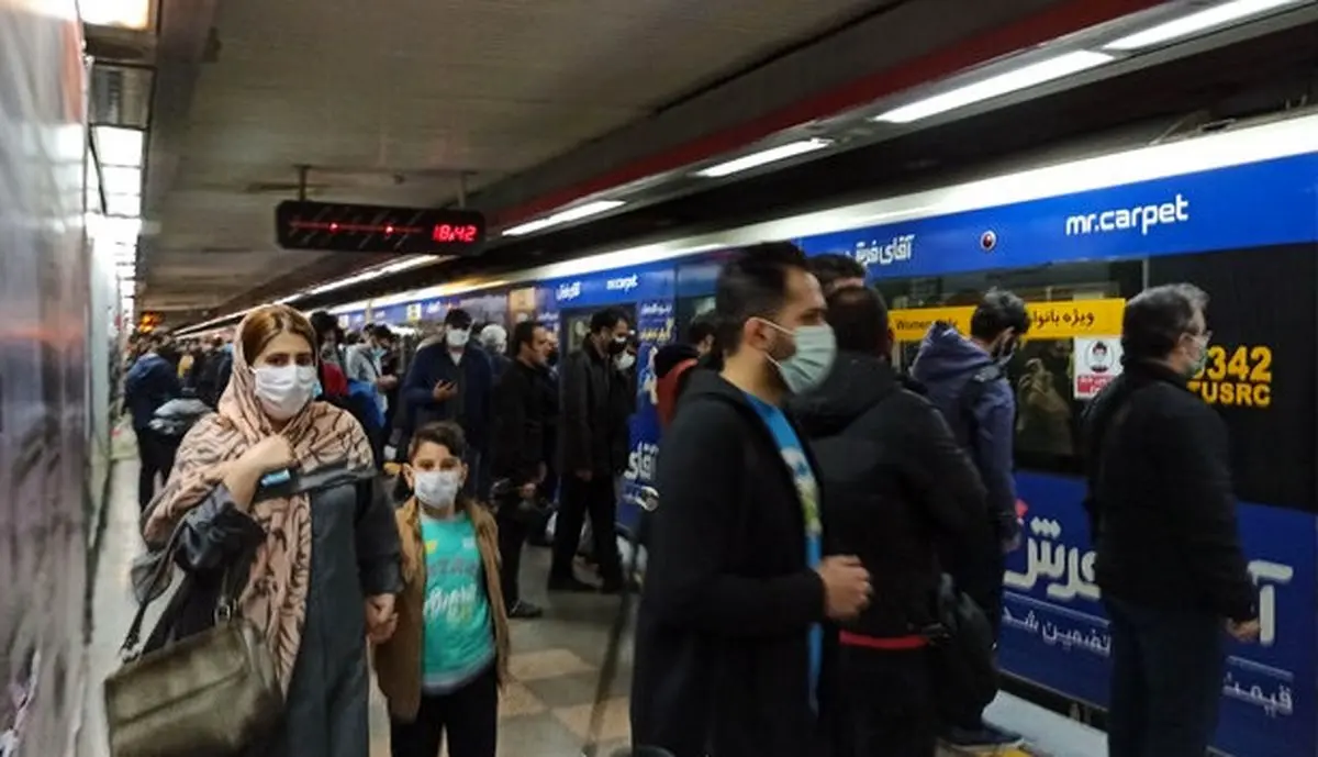 ببینید| جلوگیری از ورود آقایان به واگن زنانه متروی تهران