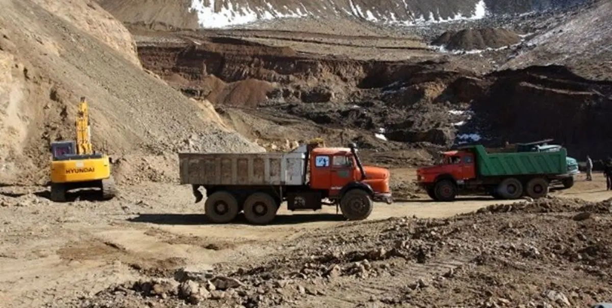 کشف 18 تن سنگ معدن غیر مجاز در اسفراین