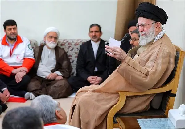 رهبر انقلاب: ایستادگی در برابر ظالمان علّت دشمنی با ماست