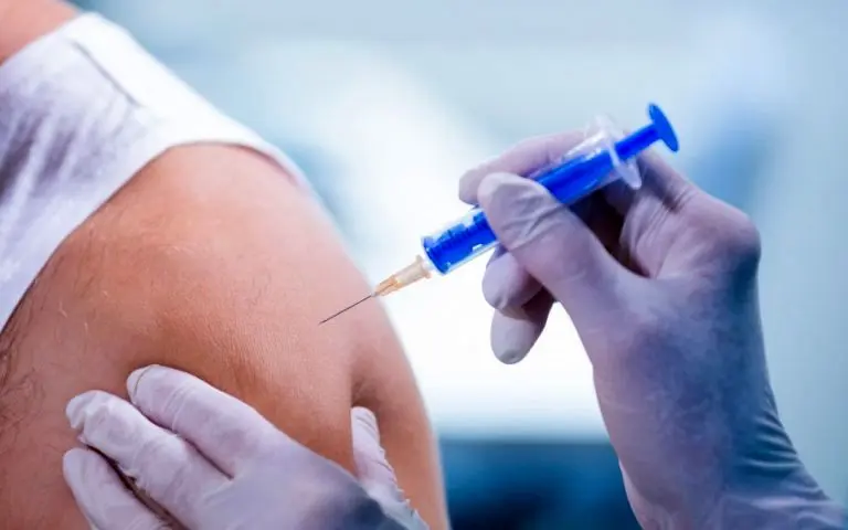 فاصله زمانی بین تزریق واکسن آنفلوآنزا و کرونا چقدر باشد؟
