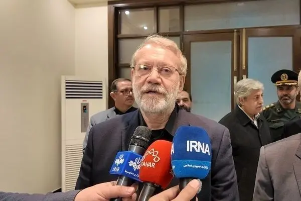 لاریجانی: همکاری‌های ایران و پاکستان به صلح منطقه کمک می‌کند/روابط دو کشور از دیرباز روابطی عمیق و تاریخی بوده است