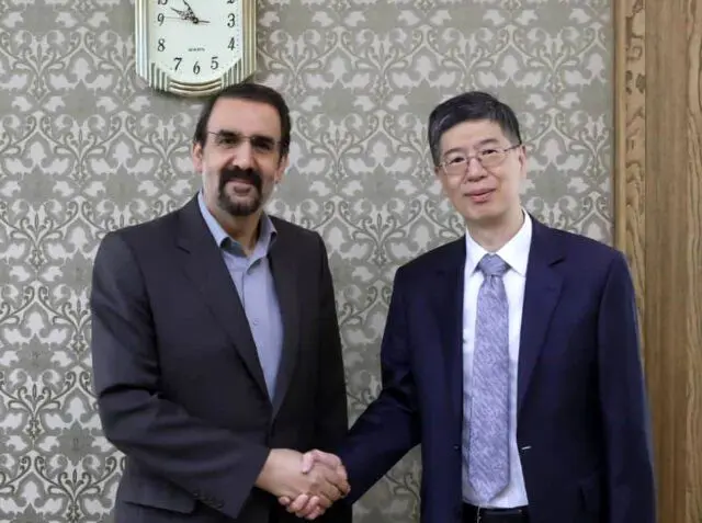 چين،روابط،ايران،كشور،جمهوري،سفير،تاكيد،ديدار،اجراي،اشاره