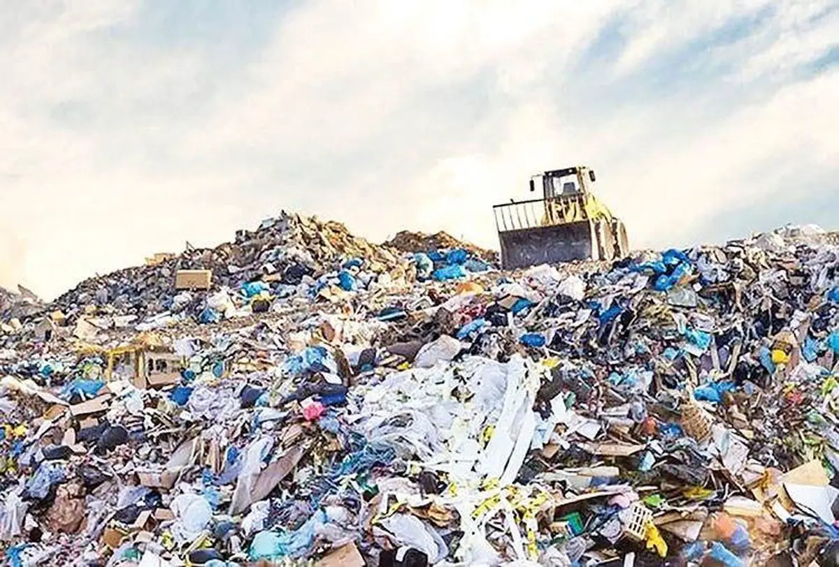 کشف  ۹۰ خاور زباله از منزل یک میلیاردر در بجنورد+ویدئو