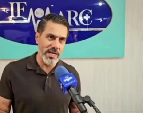 ببینید| انتقاد تند پیروانی از وزارت ورزش: پرسپولیس توی کوچه بازی کند؟