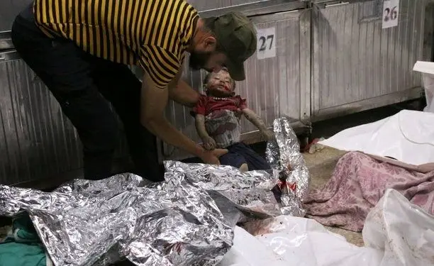 ببینید | گریه‎های دردناک راننده آمبولانس به خاطر تعداد بالای شهدای حملات غزه