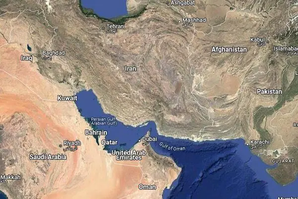 سردار نائینی: منتظر حضور نیروهای آمریکایی در تنگه هرمز هستیم