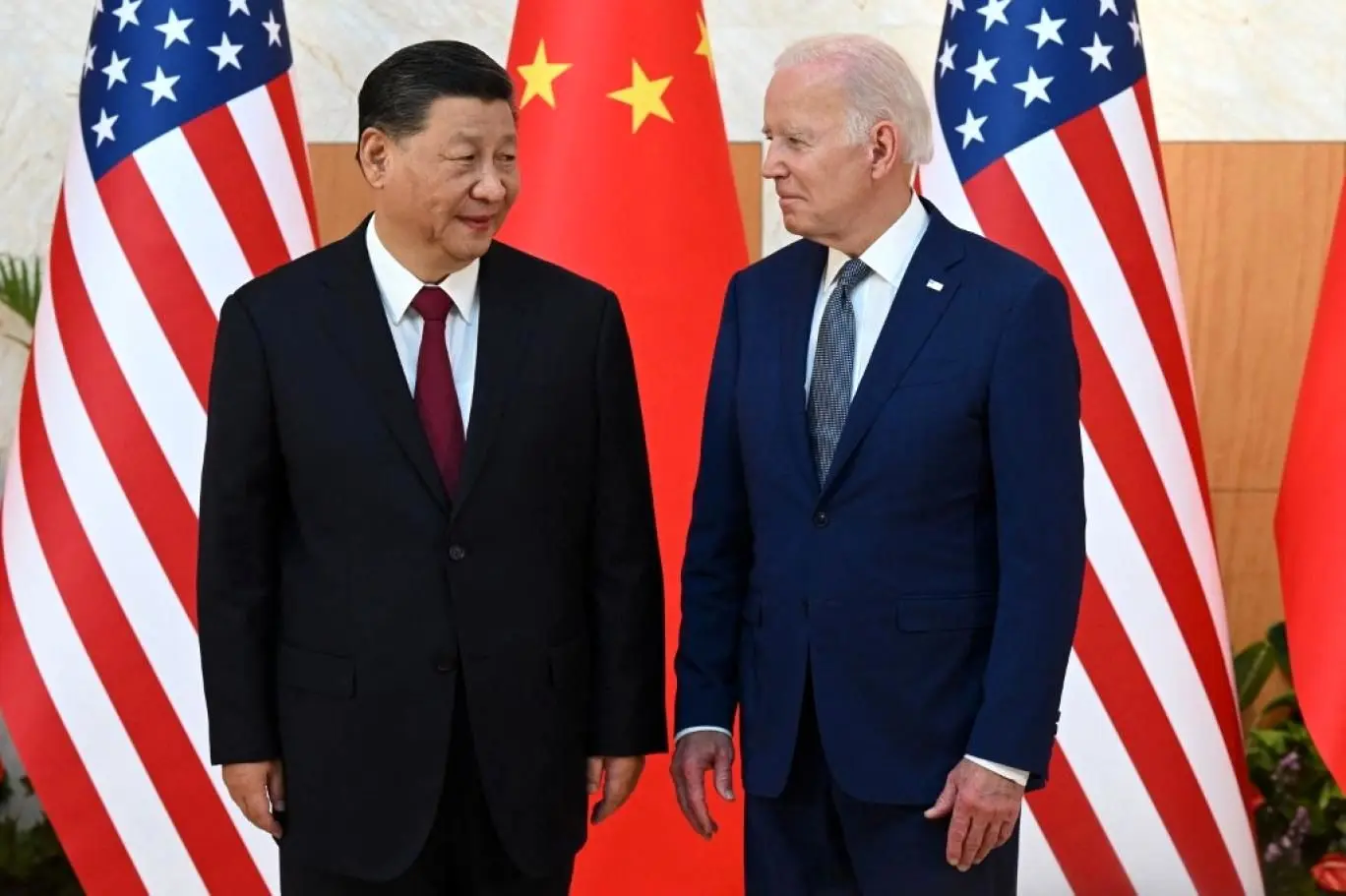 پکن تندتر از واشنگتن/ مقایسه امضای چین و آمریکا پای بیانیه‌های مشترک با شورای همکاری خلیج‌فارس+ عکس