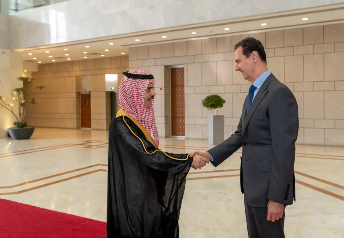 گزارش تصویری | دیدار تاریخی وزیر خارجه عربستان با بشار اسد 