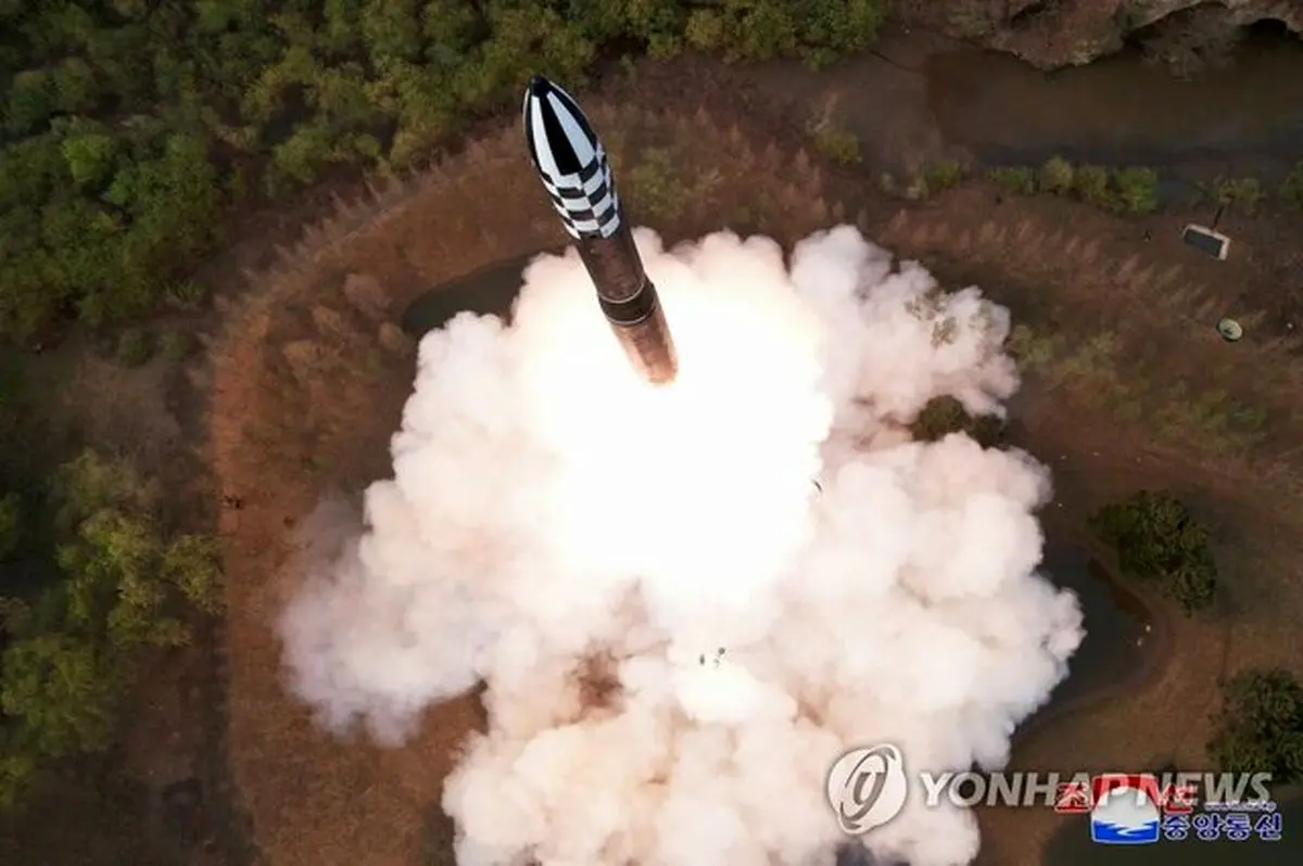 لحظه جذاب پرتاپ موشک کره شمالی+ ویدئو