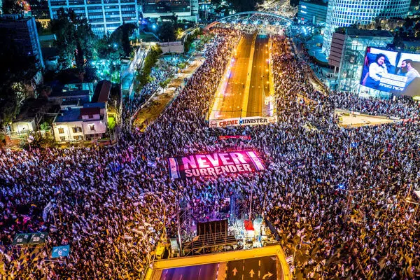 اجتماع 160 هزار نفری علیه نتانیاهو در تل‌آویو