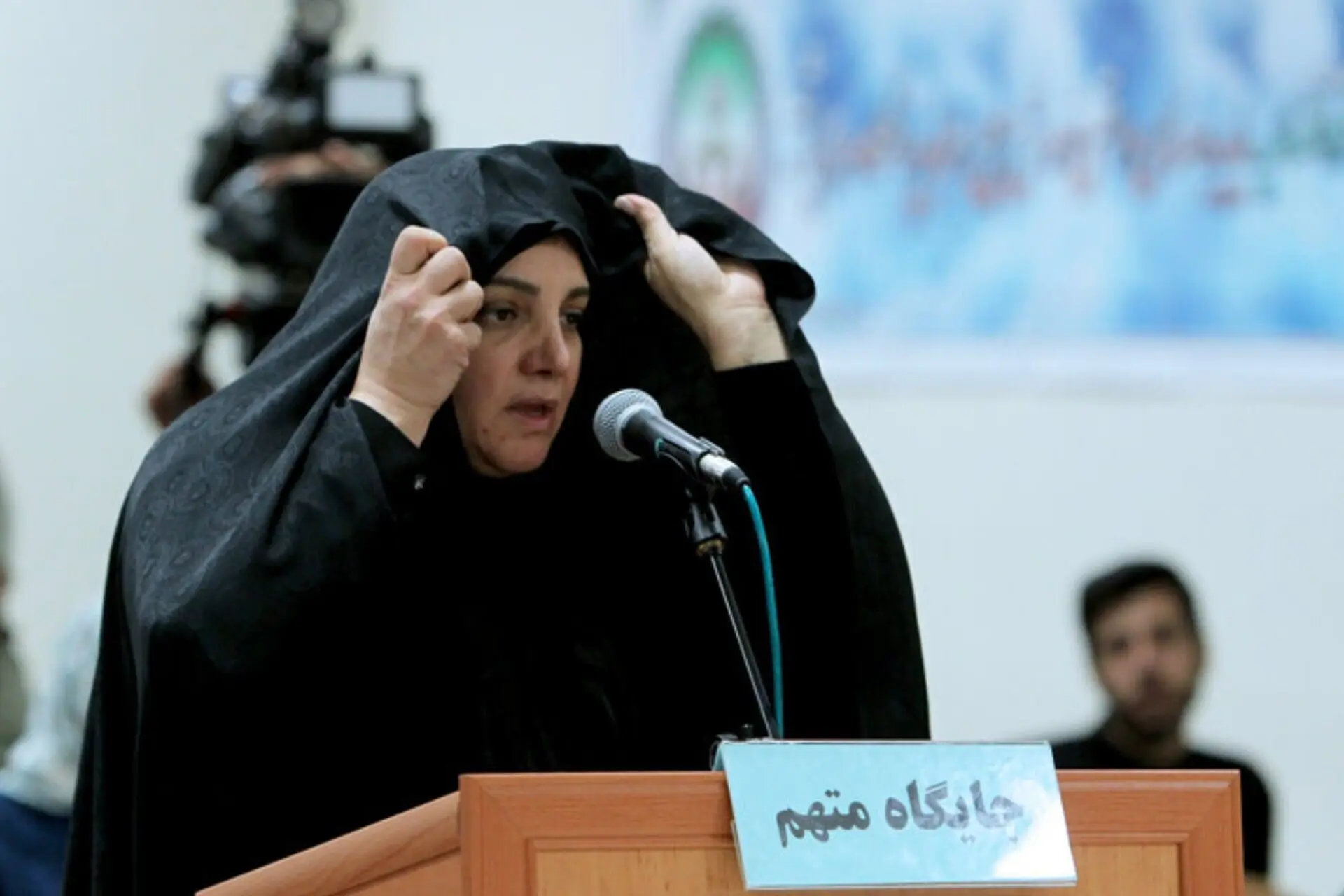 «شبنم نعمت‌زاده» هنوز به زندان بازنگشته است؛ قوه قضاییه: وثیقه او ضبط شده تا ملک به فروش برسد