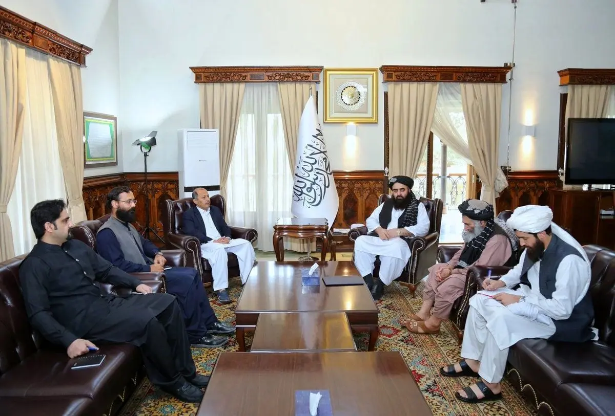 طالبان سفیر پاکستان در کابل را احضار کرد