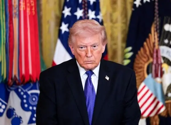 ترامپ: ایران موافقت کرده است که هرگز تنگه هرمز را دوباره نبندد/   تمام اورانیوم غنی شده ایران را میگیریم و هیچ پولی به ایران نمی‌دهیم/اسرائیل دیگر لبنان را بمباران نمی‌کند/با کمک ایران مین‌های دریایی را پاکسازی می‌کنیم