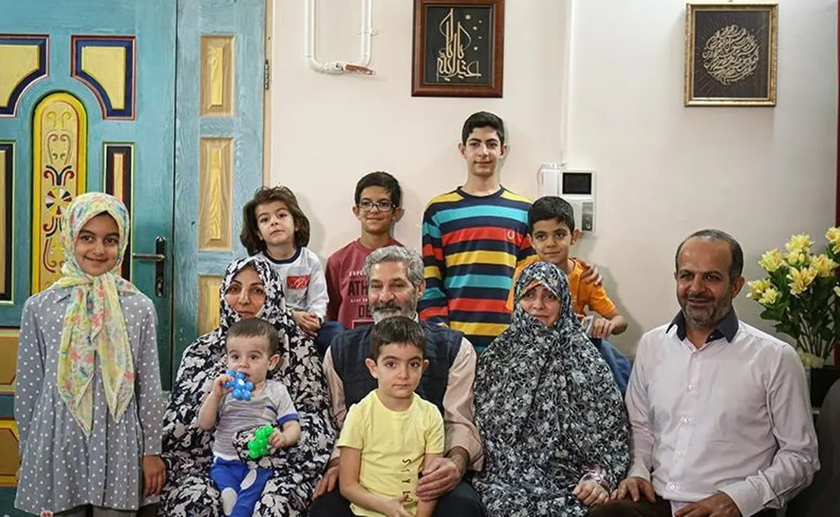 مادر دهه شصتی تبلیغ‌کننده فرزندآوری با ۱۰ فرزندش از ایران مهاجرت کرد!
