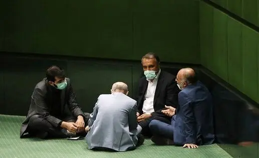 نمایندگان در گفتار موافق شفافیت هستند اما خروجی دیگری دیده می شود