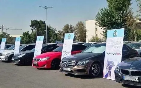 پیامک توقیف خودرو برای زن سرطانی که یک تار مو هم ندارد؛ در پارکینگ خودروهای توقیف شده برای بی‌حجابی چه می‌گذرد؟