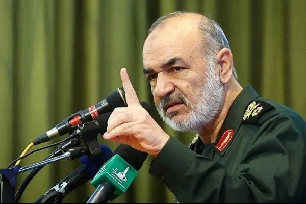 جنگ،مقدس،دفاع،مركز،تاريخ،ايران،سپاه،فرمانده،سلامي،سرلشكر،تحم ...