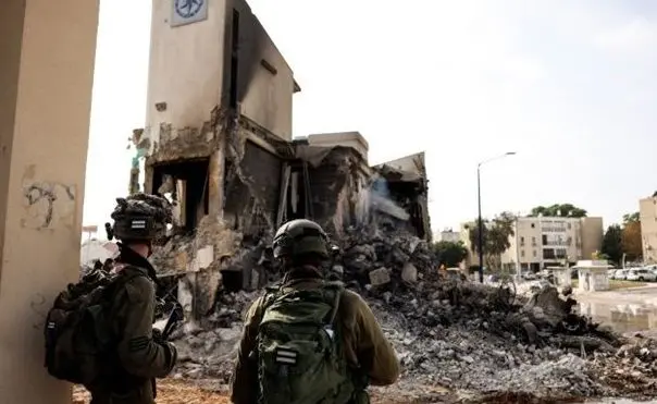 انتقال سریع دیپلمات‌های آمریکایی در پی حملات راکتی حماس +عکس