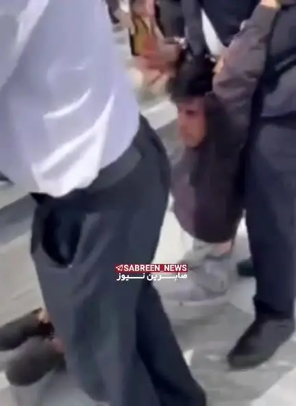 ویدئویی دیگر از لحظه دستگیری ضارب طلاب در مشهد+ ویدئو