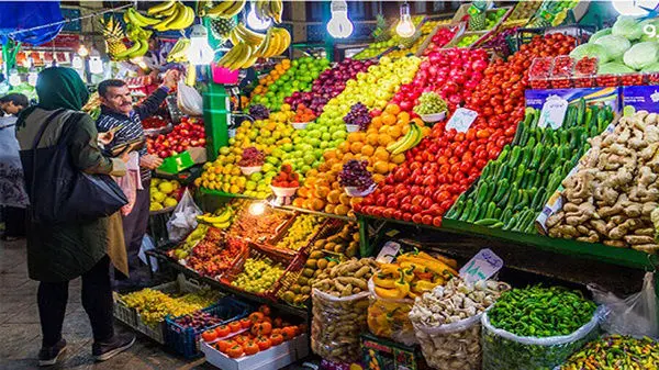 ایران، بهشت میوه‌فروشان شده است!
