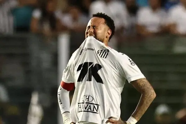 شب عجیب نیمار؛ گلزنی و دادن پنالتی به حریف