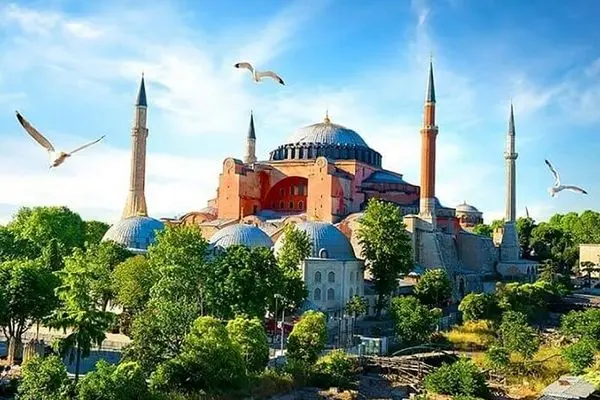 سفر به ترکیه در فصل بهار | جاذبه‌ها، فستیوال‌ها و فعالیت‌های بی‌نظیر