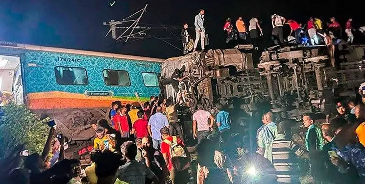 افزایش تعداد کشته‌های تصادف قطار در هند به 288 نفر